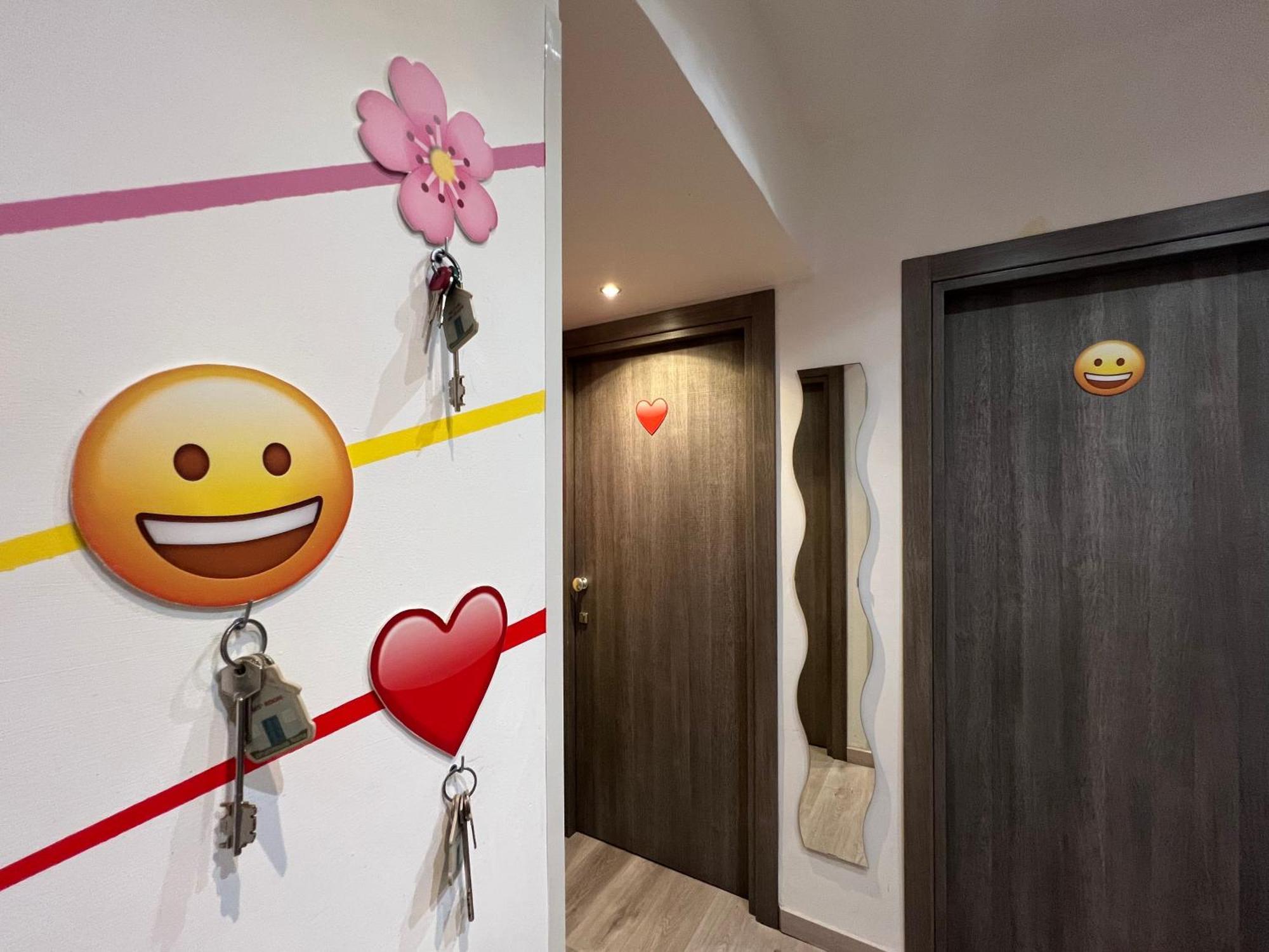 Whatshouse Roma - Rome — Photos 1